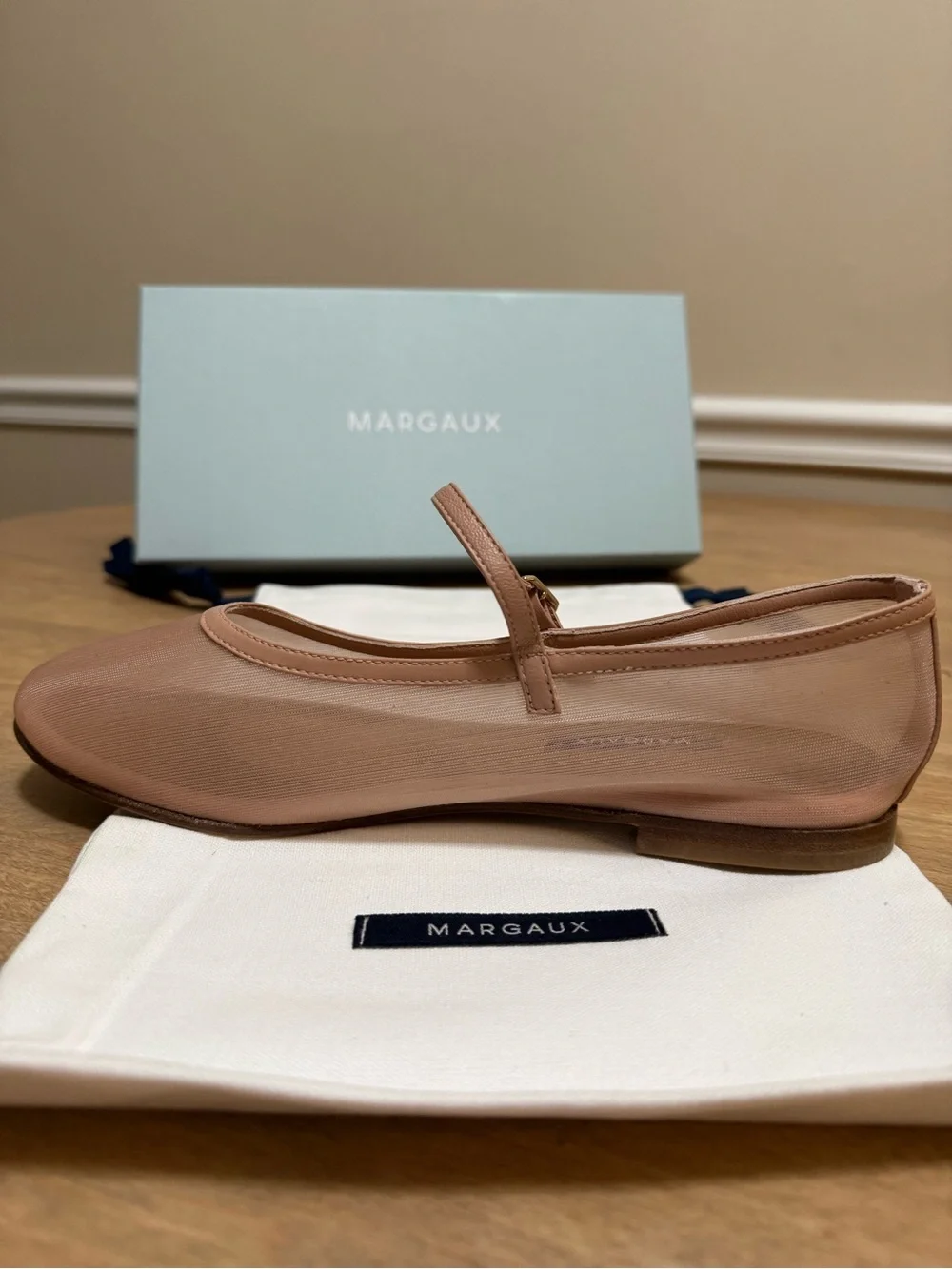 Margaux soft unstructured
